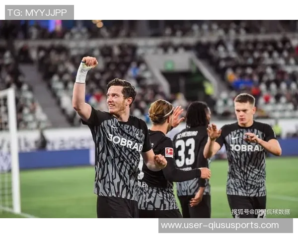 霍勒精彩凌空侧勾破门助弗赖堡扳平十人多特比分